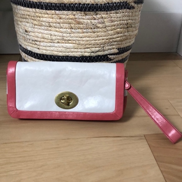 Coach Leather Clutch Wallet Coin Purse - Picture 1 of 8